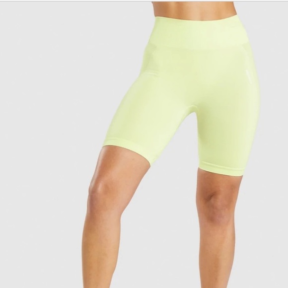 Gymshark Flex Cycling Short - Picture 2 of 5